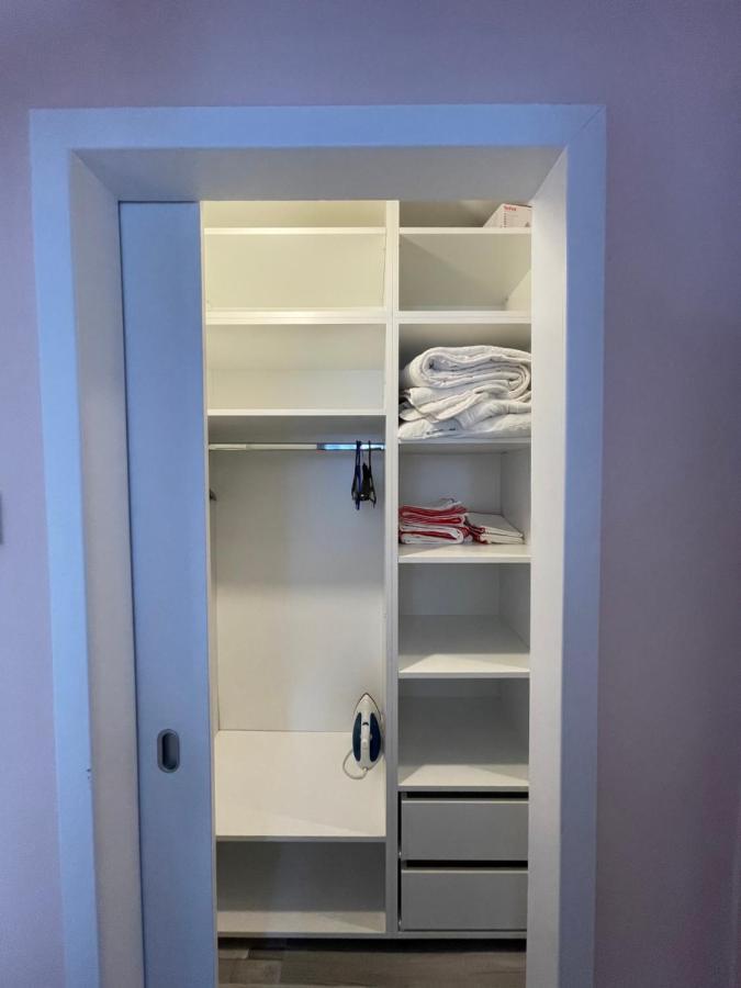 Soho Apartment Fagaras - 1 Bedroom & Extensible Couch Exterior foto