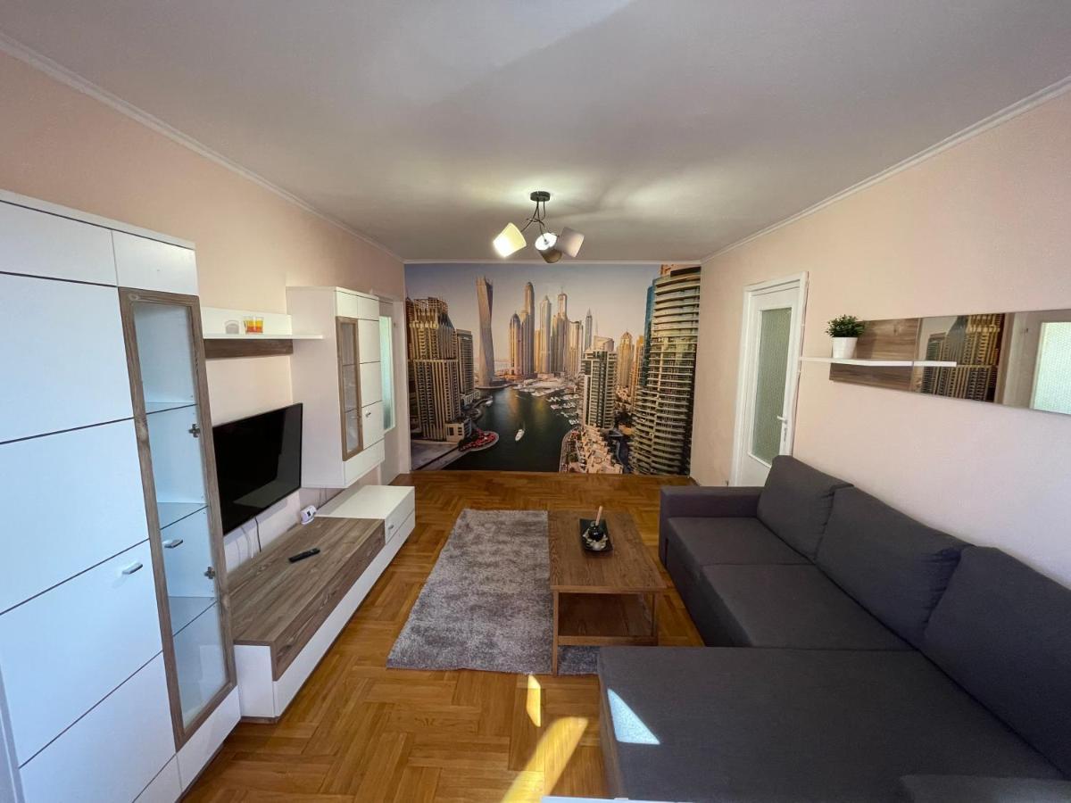 Soho Apartment Fagaras - 1 Bedroom & Extensible Couch Exterior foto